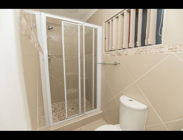 2 BEDROOM TOWNHOUSE FOR SALE IN GLENROY PARK